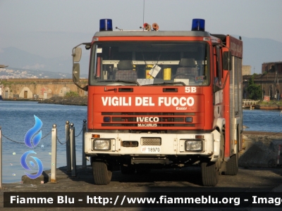 Iveco EuroFire 150E27 I serie
Vigili del Fuoco
Comando Provinciale di Napoli
Distaccamento Cittadino Porto
VF 18970
Parole chiave: Iveco EuroFire_150E27_Iserie VF18970