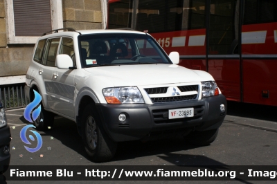 Mitsubishi Pajero Lwb III Serie
Vigili del Fuoco
Comando Provinciale di Roma
VF 23995
Parole chiave: Mitsubishi Pajero_Lwb_IIISerie VF23995