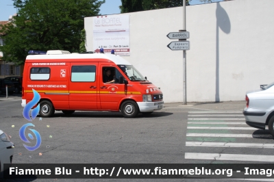 Volkswagen LT 35 II serie
France - Francia
S.D.I.S. 13 - Sapeurs Pompiers
Véhicules de Secours et Assistance aux Victimes (VSAV)
Equivalente delle ambulanze di base italiane
Parole chiave: Volkswagen LT_35_IIserie