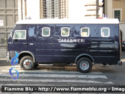 Iveco OM 55-14
Carabinieri
VIII Battaglione "Lazio"
CC 575 CA
Parole chiave: Iveco OM_55-14 CC575CA