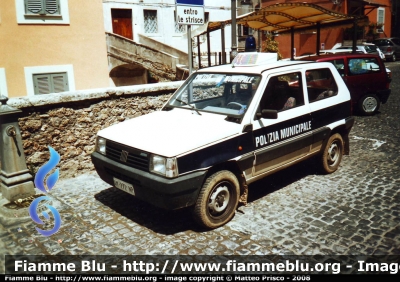 Fiat Panda 4x4 II Serie
Polizia Municipale Anagni (FR)
Parole chiave: polizia_municipale_Anagni_fiat_panda_4x4