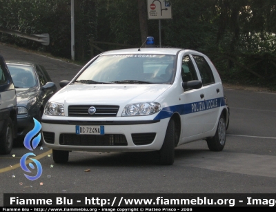 Fiat Punto III Serie
Polizia Locale Fiuggi (FR)
Nuova Livrea

Parole chiave: fiat punto_IIIserie pm_fiuggi