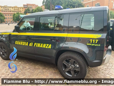 Land-Rover Defender 110 II serie
Guardia di Finanza
Allestimento Elevox
GdiF 074 BQ
Parole chiave: Land-Rover Defender_110_IIserie GdF074BQ