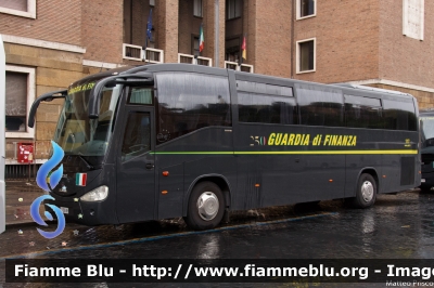 Scania Irizar New Century 12.35
Guardia di Finanza
GdiF 506 BH
Parole chiave: Scania_Irizar New_Century_12.35 GdiF506BH