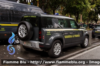 Land Rover Defender 110 II serie
Guardia di Finanza
Allestimento Elevox
GdiF 542 BQ
Parole chiave: Land_Rover Defender_110_IIserie GdiF542BQ