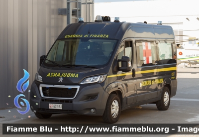 Peugeot Boxer IV serie
Guardia di Finanza
Servizio Sanitario
Allestimento GGG Elettromeccanica
GdiF 631 BJ
Parole chiave: Peugeot Boxer_IVserie GdiF631BJ