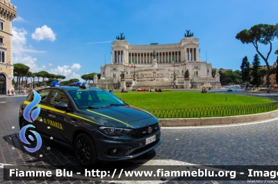 Fiat Nuova Tipo
Guardia di Finanza
Allestimento NCT Nuova Carrozzeria Torinese
Decorazione Grafica Artlantis
GdiF 941 BP
Parole chiave: Fiat Nuova_Tipo GdF941BP