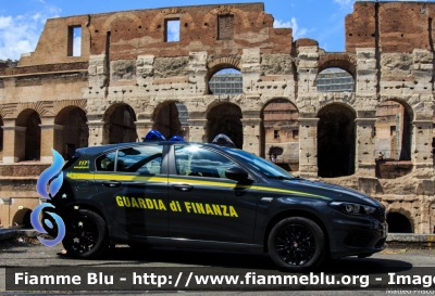 Fiat Nuova Tipo
Guardia di Finanza
Allestimento NCT Nuova Carrozzeria Torinese
Decorazione Grafica Artlantis
GdiF 941 BP
Parole chiave: Fiat Nuova_Tipo GdF941BP