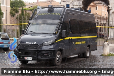 Iveco Daily VI serie restyle
Guardia di Finanza
Automezzo Protetto per Ordine Pubblico
Allestimento Sperotto
GdiF 946 BQ
Parole chiave: Iveco Daily_VI_serie_restyle GdiF946BQ