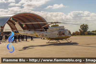 Agusta Bell AB412 HP
Guardia di Finanza
Reparto Operativo Aereonavale
Sezione Aerea di Bolzano
GF 216
Parole chiave: Agusta_Bell AB412_HP GF216