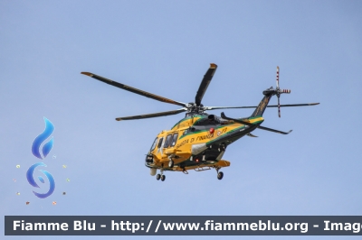 Agusta Westland AW139
Guardia di Finanza
" Volpe 413 "
* nuova livrea *

245° Anniversario della Fondazione
Parole chiave: Agusta_Westland AW139 GF413