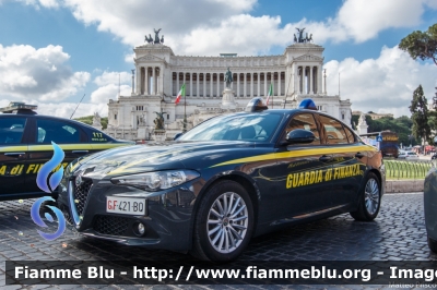 Alfa Romeo Nuova Giulia
Guardia di Finanza
Allestimento FCA
GdiF 421 BQ
Parole chiave: Alfa_Romeo Nuova_Giulia GdiF421BQ