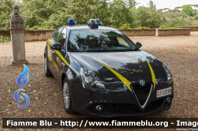 Alfa Romeo Nuova Giulietta restyle
Guardia di Finanza
Allestita NCT Nuova Carrozzeria Torinese
Decorazione Grafica Artlantis
GdiF 120 BN
Parole chiave: Alfa_Romeo Nuova_Giulietta_restyle gdif120BN