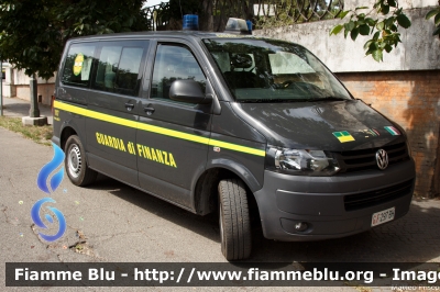 Volkswagen Caravelle T5 restyle 4motion
Guardia di Finanza
Soccorso Alpino
GdiF 297 BH
Parole chiave: Volkswagen Caravelle_T5_restyle_4motion GdiF297BH