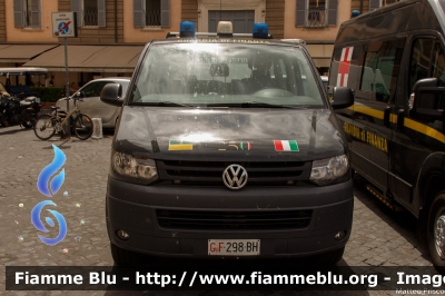 Volkswagen Caravelle T5 restyle 4motion
Guardia di Finanza
Soccorso Alpino
GdiF 298 BH
Parole chiave: Volkswagen Caravelle_T5_restyle_4motion GdiF298BH