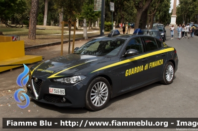 Alfa Romeo Nuova Giulia
Guardia di Finanza
Allestimento FCA
GdiF 346 BQ
Parole chiave: Alfa_Romeo Nuova_Giulia GdiF346BQ