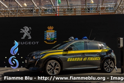 Peugeot e-208
Guardia di Finanza
allestimento Focaccia
GdiF 620 BP
Parole chiave: Peugeot e-208 GdiF620BP