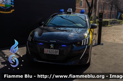 Peugeot e-208
Guardia di Finanza
allestimento Focaccia
GdiF 620 BP
Parole chiave: Peugeot e-208 GdiF620BP