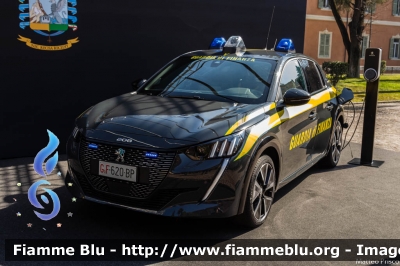 Peugeot e-208
Guardia di Finanza
allestimento Focaccia
GdiF 620 BP
Parole chiave: Peugeot e-208 GdiF620BP