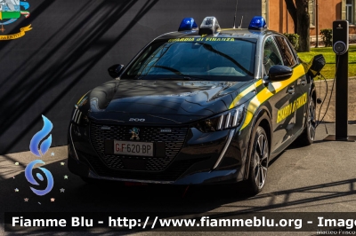 Peugeot e-208
Guardia di Finanza
allestimento Focaccia
GdiF 620 BP
Parole chiave: Peugeot e-208 GdiF620BP