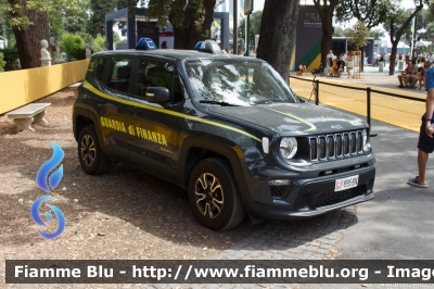 Jeep Renegade restyle
Guardia di Finanza
Allestimento NCT Nuova Carrozzeria Torinese
Decorazione Grafica Artlantis
GdiF 895 BN
Parole chiave: Jeep Renegade_restyle GdiF895BN