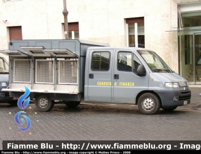 Fiat Ducato II serie
Guarda di Finanza
GdiF 064 AU
Nucleo Cinofili
Parole chiave: Fiat ducato_IIserie gdif064au