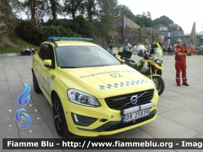 Volvo XC60
Kongeriket Norge - Kongeriket Noreg - Norvegia
Innasatsleder Helse
Ambulansetjenesten
Parole chiave: Volvo XC60