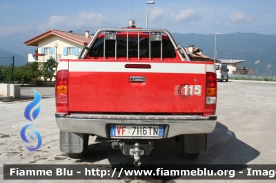 Toyota Hilux III serie
Vigili del Fuoco
Unione distrettuale di Cles
Corpo Volontario di Coredo (TN)
VF 7H6 TN
Parole chiave: Toyota Hilux_IIIserie VF7H6TN