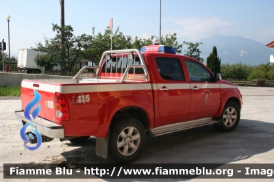 Toyota Hilux III serie
Vigili del Fuoco
Unione distrettuale di Cles
Corpo Volontario di Coredo (TN)
VF 7H6 TN
Parole chiave: Toyota Hilux_IIIserie VF7H6TN