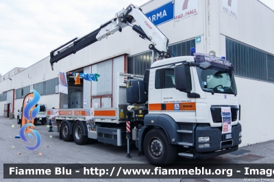 Man TGS 26.400
Protezione Civile
Regione Friuli Venezia Giulia
Centro Operativo Regionale
Parole chiave: Man TGS_26.400