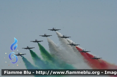 Aermacchi MB-339 PAN
Aeronautica Militare
313° Gruppo
Frecce Tricolori
Roma International Airshow 2014
Parole chiave: Aermacchi MB-339 PAN