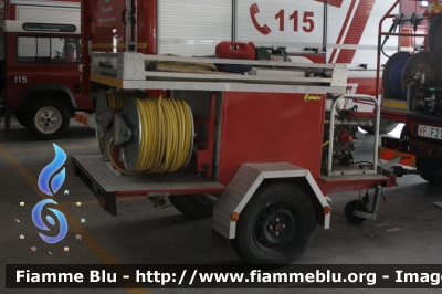 Carrello Motopompa
Vigili del Fuoco
Distretto di Pergine Valsugana
Corpo Volontario di Pergine Valsugana (TN)
Motopompa allestimento Fulmix
Parole chiave: Carrello Motopompa