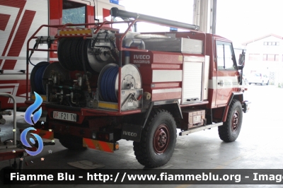 Iveco VM90
Vigili del Fuoco
Distretto di Pergine Valsugana
Corpo Volontario di Pergine Valsugana (TN)
ABP incendi boschivi allestimento Magirus
VF F21 TN
Parole chiave: Iveco VM90 VFF21TN