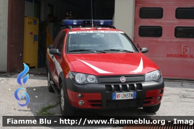 Fiat Strada
Vigili del Fuoco
Distretto di Trento
Corpo Volontario di Lavis (TN)
VF 2H3 TN
Parole chiave: Fiat Strada VF2H3TN