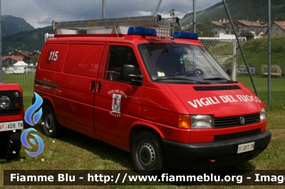 VolksWagen T4 Syncro
Vigili del Fuoco
Distretto di Fiemme
Corpo Volontario di Moena (TN)
allestimento BrandShutz
VF B77 TN
Parole chiave: VolksWagen T4_Syncro VFB77TN