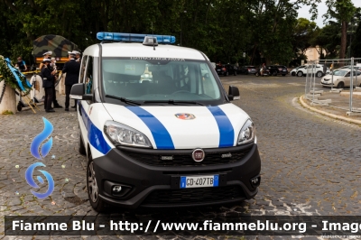 Fiat Doblò IV serie
Polizia Roma Capitale
Allestimento Elevox
Parole chiave: Fiat Doblò_IVserie