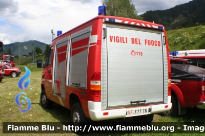 Mercedes Benz Sprinter 4x4 I serie
Vigili del Fuoco
Unione Distrettuale di Fiemme
Corpo Volontario di Predazzo (TN)
allestimento Bai-Tecnica
VF F77 TN
Parole chiave: Mercedes-Benz Sprinter_4x4_Iserie VFF77TN