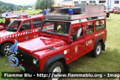 Land Rover Defender 110
Vigili del Fuoco
Distretto di Fiemme
Corpo Volontario di Cavalese (TN)
VF K93 TN
Parole chiave: Land_Rover Defender_110 VFK93TN