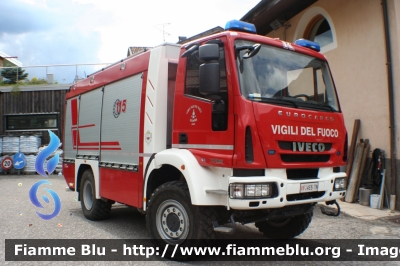 Iveco EuroCargo 110E22 4x4 III serie
Vigili del Fuoco
Distretto di Fiemme
Corpo Volontario di Carano (TN)
allestimento Kolfer-Fahrzeugbau
VF 4E5 TN
Parole chiave: Iveco EuroCargo_110E22_4x4_IIIserie VF4E5TN