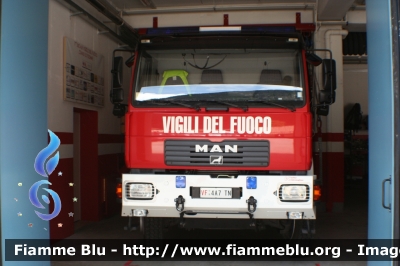 Man LE 14.280
Vigili del Fuoco
Unione Distrettuale di Fiemme
Corpo Volontario di Ziano di Fiemme (TN)
allestimento Kolfer
VF 4A7 TN
Parole chiave: Man LE_14.280 VF4A7TN