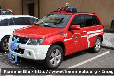 Suzuki Grand Vitara III serie
Vigili del Fuoco
Unione Distrettuale di Fiemme
Corpo Volontario di Predazzo (TN)
allestimento Pro Fire
VF 7K5 TN
Parole chiave: Suzuki Grand_Vitara_IIIserie VF7K5TN