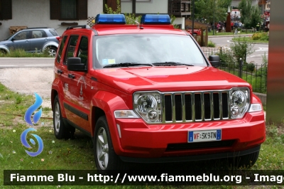 Jeep Cherokee IV serie
Vigili del Fuoco
Unione Distrettuale di Fiemme
Corpo Volontario di Panchià (TN)
VF 3K9 TN
Parole chiave: Jeep Cherokee_IVserie VF3K9TN