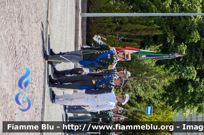 Uniformi
Guardia di Finanza

243° Anniversario della Fondazione
Parole chiave: Uniforme festa_corpo_2017