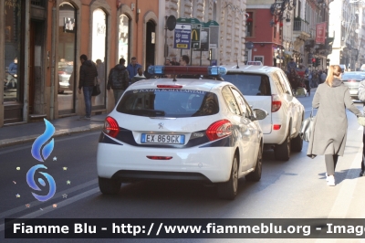 Peugeot 208
Polizia Roma Capitale
Parole chiave: Peugeot 208