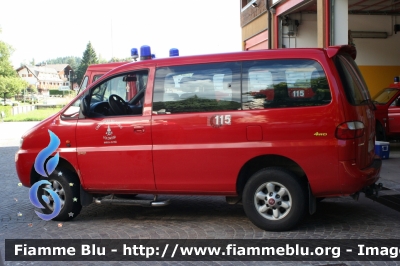 Hyundai H1 4WD
Vigili del Fuoco
Distretto di Pergine Valsugana
Corpo Volontario di Baselga di Pinè (TN)
VF 0A3 TN
Parole chiave: Hyundai H1_4WD VF0A3TN