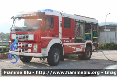 Volvo FM 400 4x4 II serie
Vigili del Fuoco
Distretto di Pergine Valsugana
Corpo Volontario di Pergine Valsugana (TN)
APS allestimento Rosenbauer Brandschutz
VF 3E5 TN
Parole chiave: Volvo FM_400_4x4_IIserie VF3E5TN