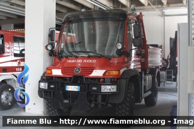 Mercedes-Benz Unimog U400
Vigili del Fuoco
Corpo Permanente di Trento
VF 0J3 TN
Parole chiave: Mercedes-Benz Unimog_U400 VF0J3TN