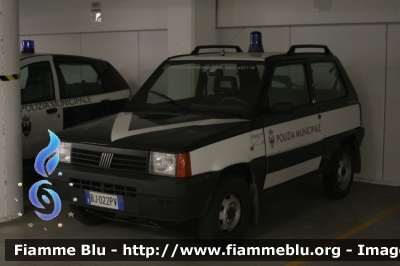 Fiat Panda 4x4 II serie
Polizia Locale
Rovereto (TN)
Parole chiave: Fiat Panda_4x4_IIserie