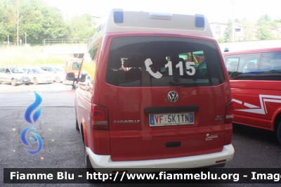 VolksWagen T5 Restyle
Vigili del Fuoco
Distretto di Pergine Valsugana
Corpo Volontario di Fierozzo (TN)
allestimento Brandschutz-Rosenbauer
VF 5K1 TN
Parole chiave: VolksWagen T5_Restyle VF5K1TN