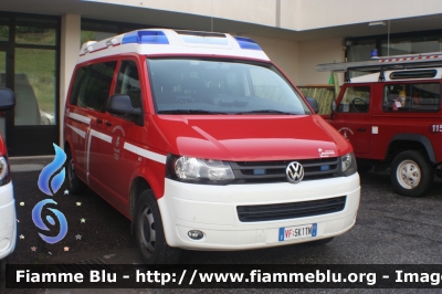 VolksWagen T5 Restyle
Vigili del Fuoco
Distretto di Pergine Valsugana
Corpo Volontario di Fierozzo (TN)
allestimento Brandschutz-Rosenbauer
VF 5K1 TN
Parole chiave: VolksWagen T5_Restyle VF5K1TN